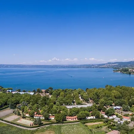 Lido Village
